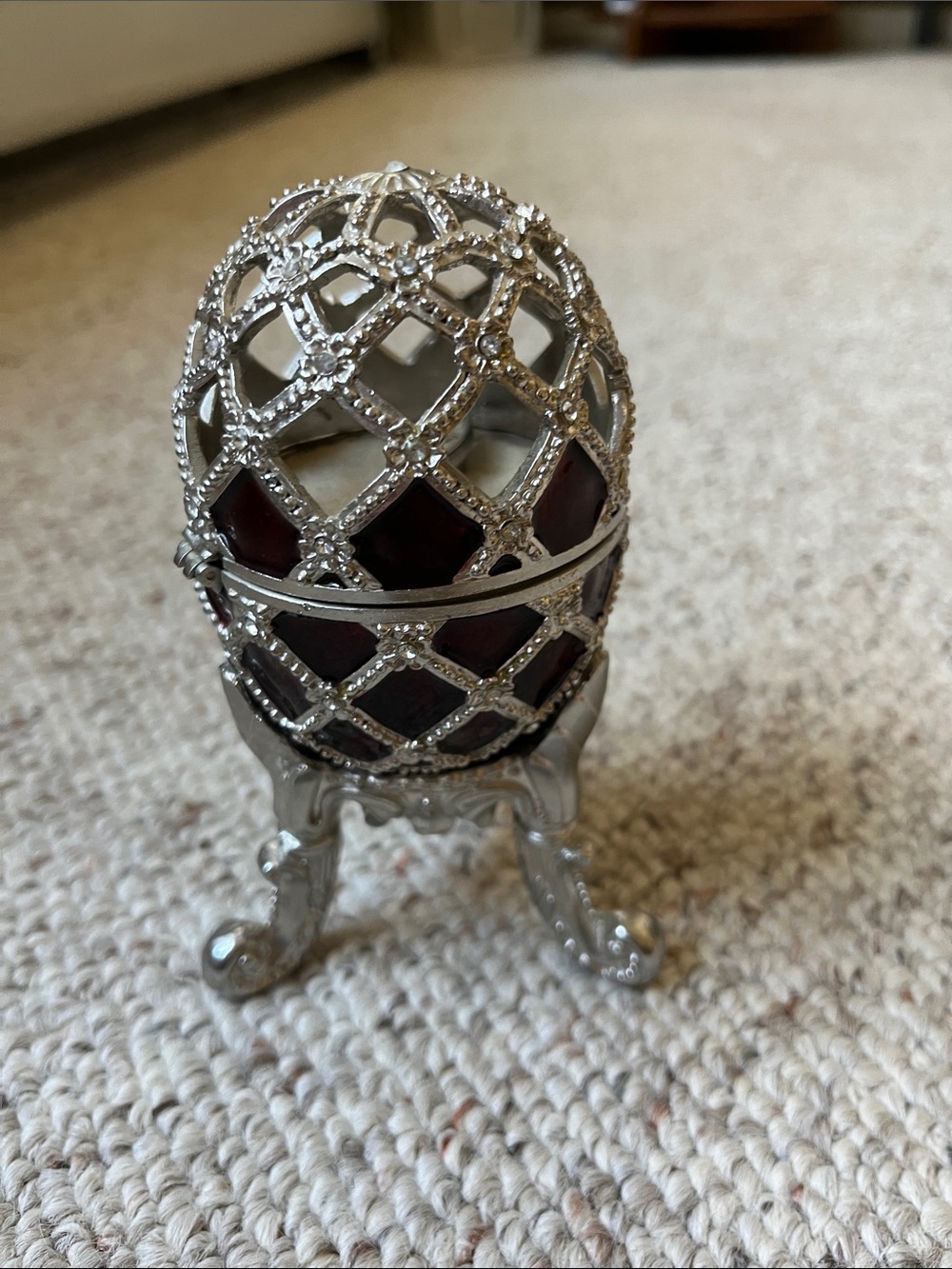 Silver Filigree Egg Trinket Box with Dark Red Inset